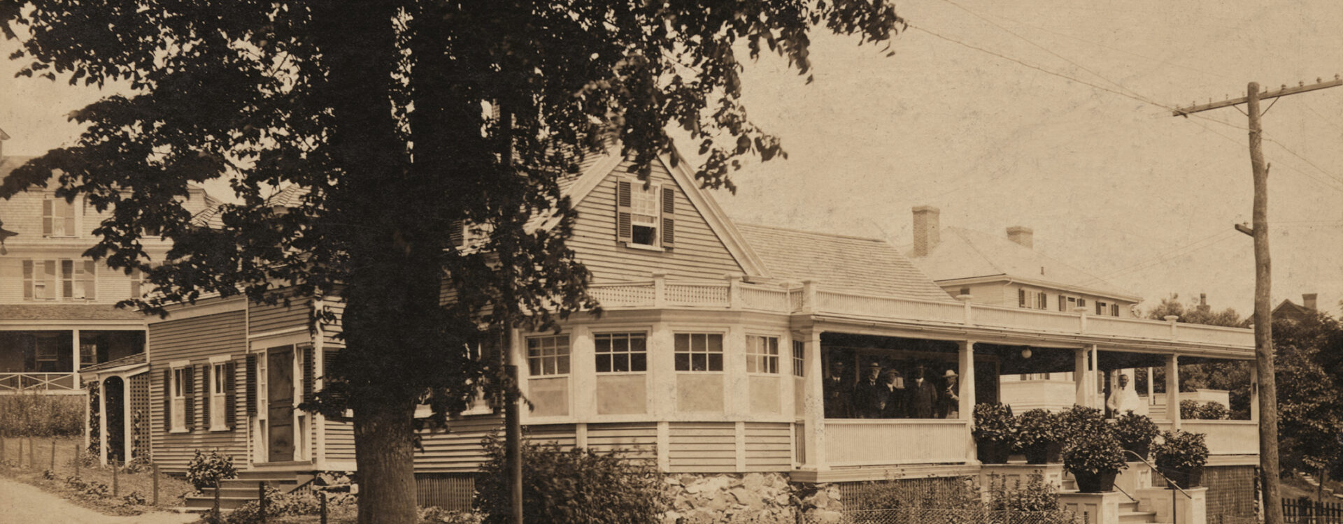 York Harbor Inn Historic Porch
